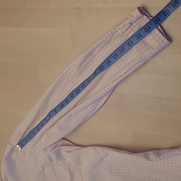 LIKE NEW Tommy Hilfiger Gingham Pink and White Button Down Shirt - Picture 5 of 11